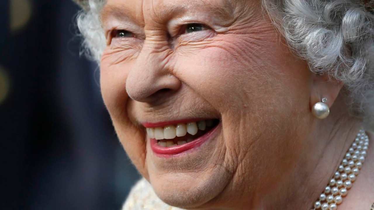 Regina-Elisabetta-II-retroscena-inaspettato-ilovetrading