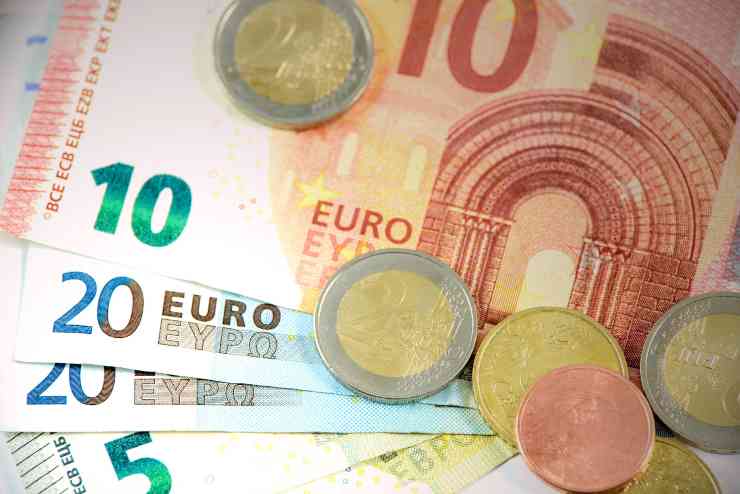 Aumento 100 euro ai lavoratori