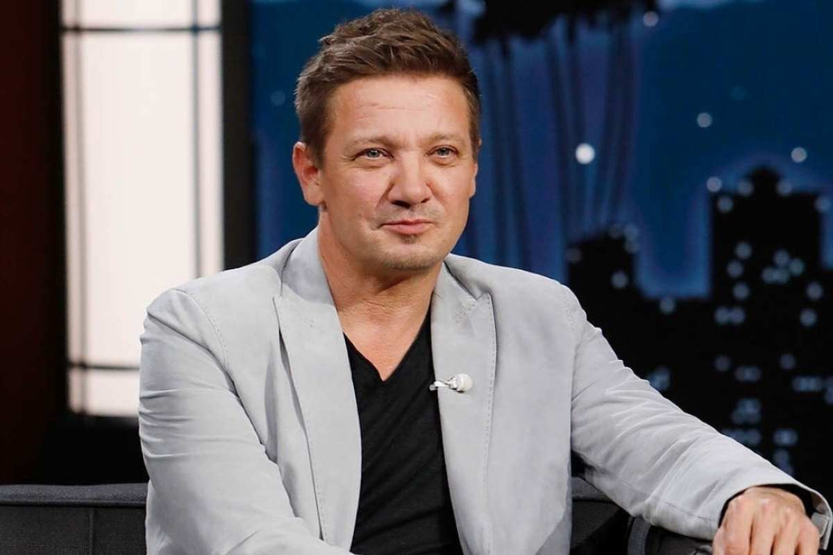 Jeremy Renner 