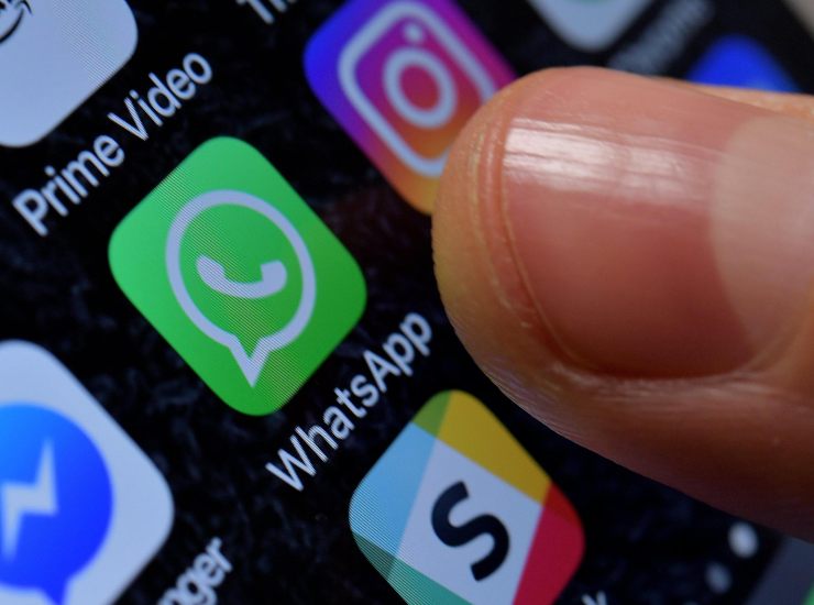 WhatsApp: scopri chi ti spia (in un minuto) ne va della tua sicurezza