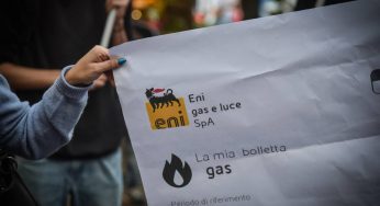Benzina e bollette: così dimezzi i costi ma attenzione ai tranelli