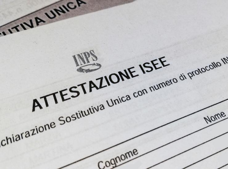 Stato di famiglia: come impatta su reddito ed ISEE e come puoi uscirne