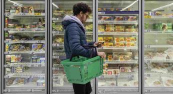 Spesa al supermercato: se porti con te lo smartphone arriva la stangata, confermato