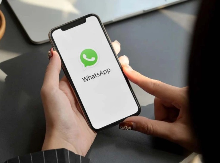 Scoprire i tradimenti del partner: la funzione di WhatsApp lo rende possibile