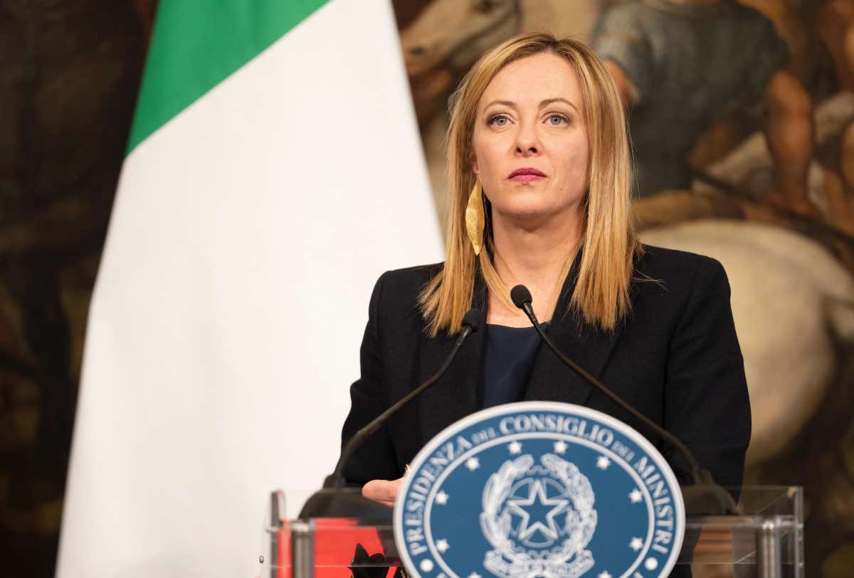 Giorgia Meloni Reddito di cittadinanza