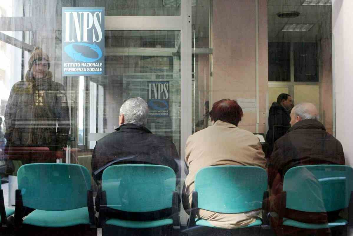 Pensioni pagamento extra 500 euro marzo