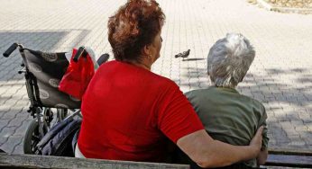 Scegliere la badante: non fare questi 3 grossi errori| Tanti nei guai e si protesta