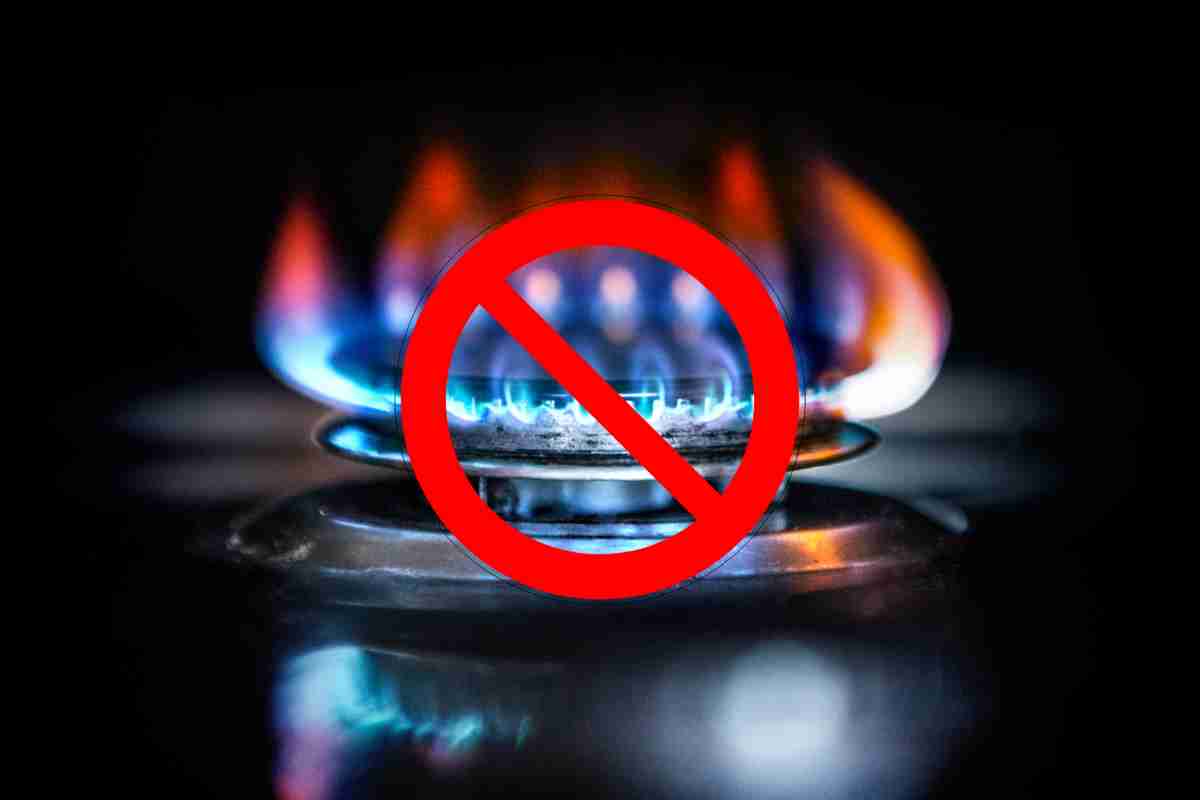 Gas, continua l’emergenza: l’Europa vuole tagliare i consumi, l’incubo dei razionamenti