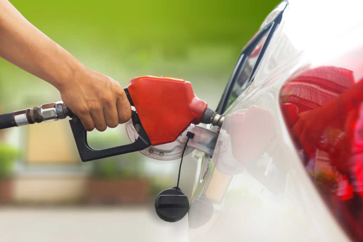I consigli per risparmiare sulla benzina