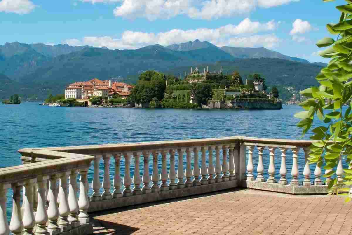 A un’ora da Milano case sul lago a 60.000€ | Tutti sconvolti e cambi vita