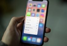 Whatsapp su due smartphone diversi.