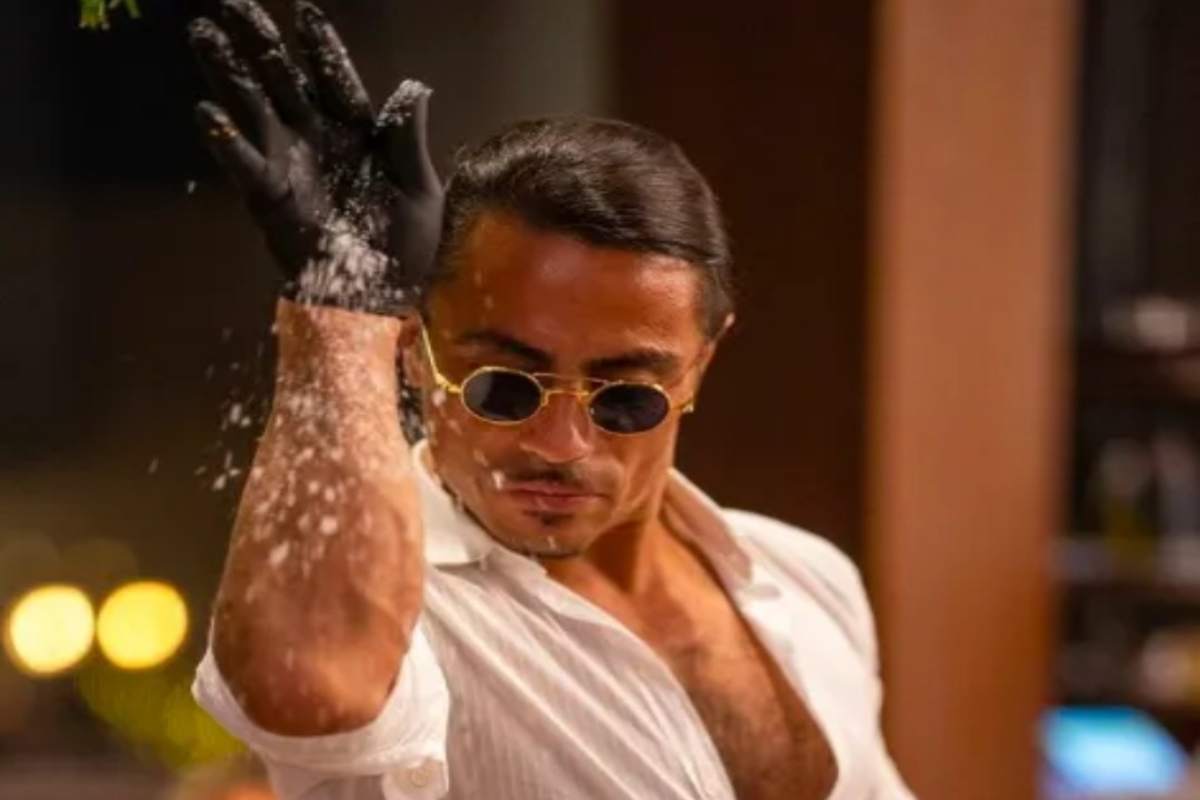 Salt bae, denunce ex dipendenti 