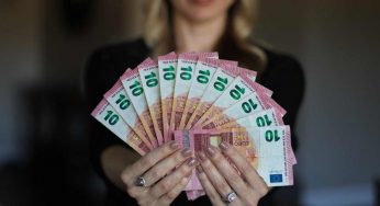 Bonus e agevolazioni donna: cosa cambia tra mamme e non | Tanti soldi e vantaggi