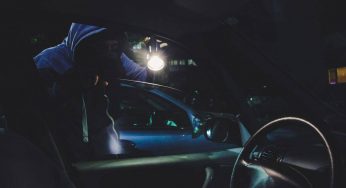 Furto d’auto, i trucchi migliori per evitarlo: così metti in sicurezza il tuo veicolo