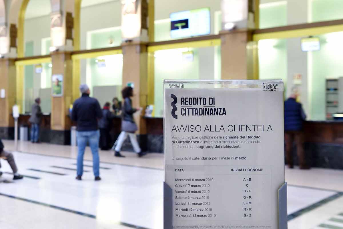 Bonus e assegno INPS bloccato: bisogna rifare l'ISEE e il motivo è inaspettato 