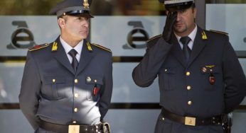 Soldi in nero: l’Agenzia delle Entrate fa partire i controlli a raffica
