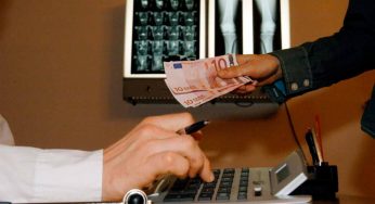 Prestito per le spese mediche: tantissimi lo chiedono ma c’è un rischio | Attenzione