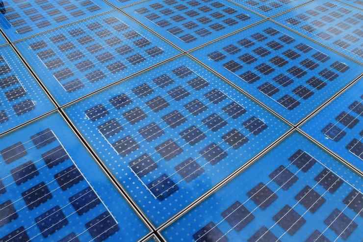 Scopriamo le nuove mattonelle fotovoltaiche per pavimentazioni prodotte dall'azienda ungherese Patio