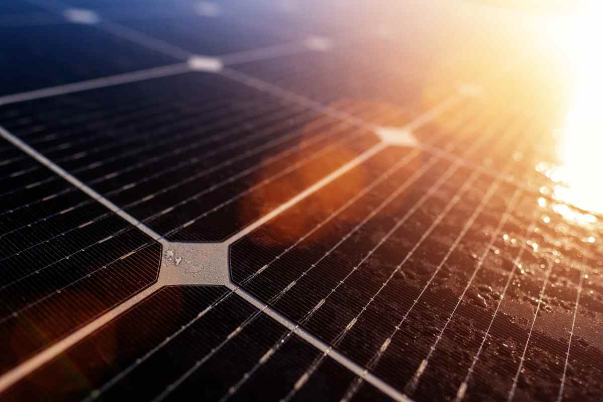 L'azienda ungherese Patio presenta le mattonelle fotovoltaiche calpestabili