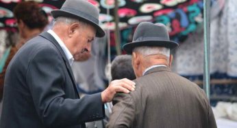 Con l’assegno INPS ogni mese si può lavorare ma ci sono regole e limiti poco conosciute che fanno ridurre l’importo