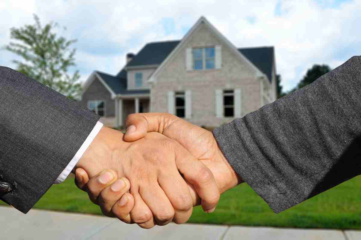Diritto a non pagare l'agente immobiliare