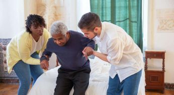 Badanti e colf in nero: le sanzioni a carico della famiglia per ogni violazione