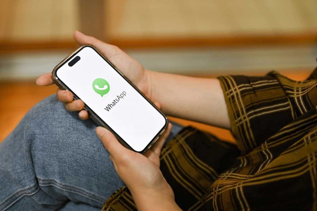 Novità WhatsApp, nuova funzione in sviluppo per i messaggi
