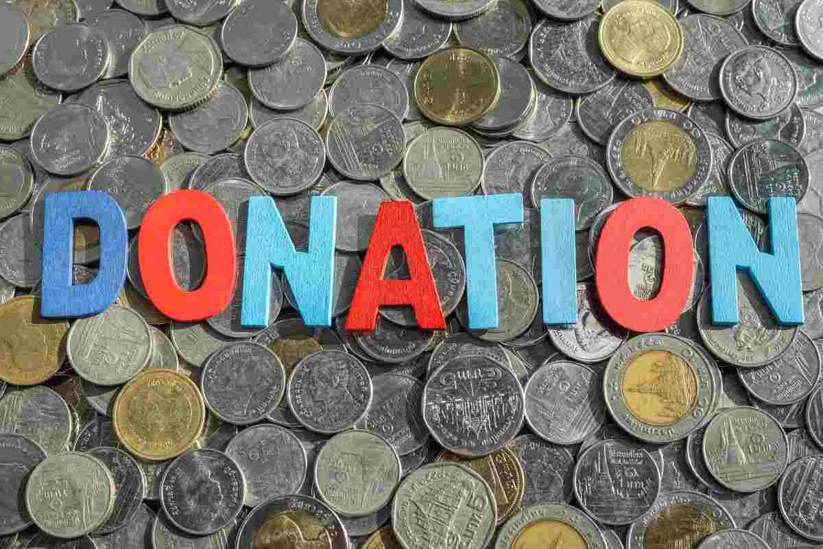 Donazione di denaro a figli o parenti: come funziona