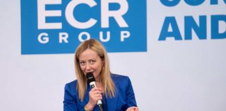 Sondaggi politici, doppia sorpresa tra i partiti: chi sale e chi scende
