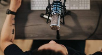 Uno dei lavori più belli al mondo: quanto guadagna uno speaker radiofonico | Come raggiungere il tuo sogno