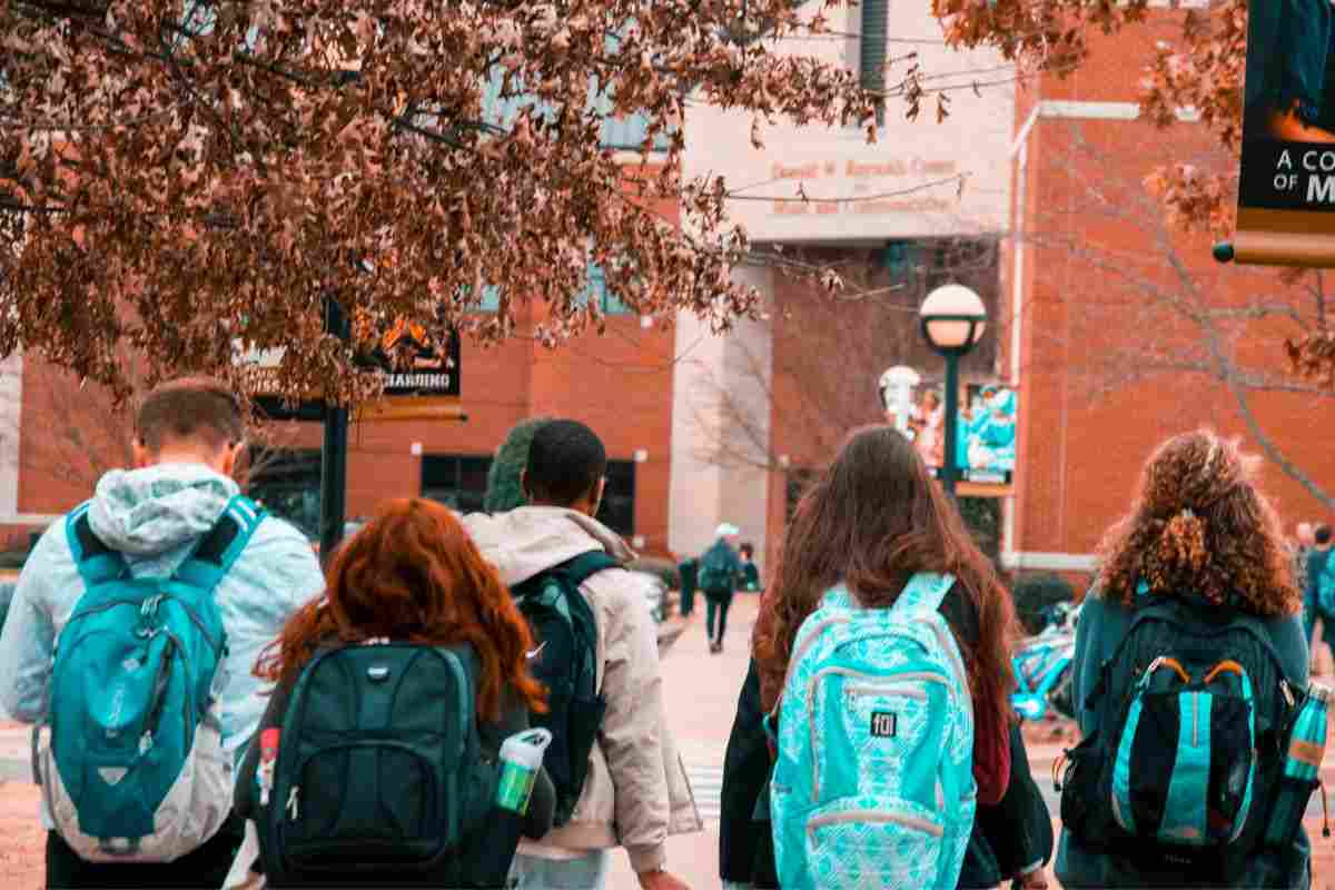 bonus studenti sparito: 18 mila studenti attendono