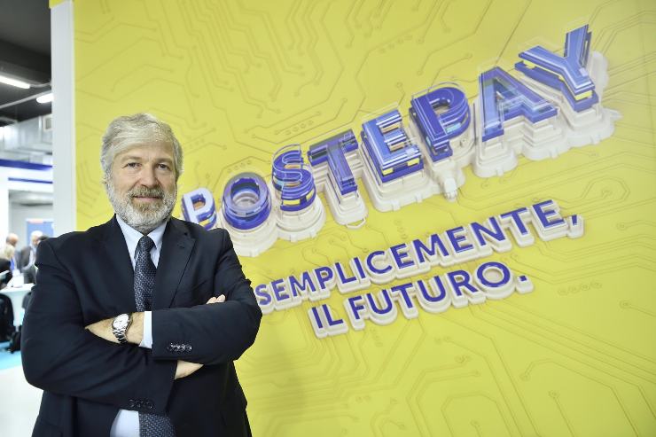 PostePay: in arrivo la brutta notizia | Che sta succedendo e come difendersi: che mazzata