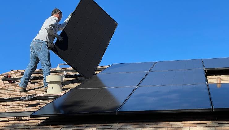 Tegole fotovoltaiche, tutti i pro e i costi di installazione 