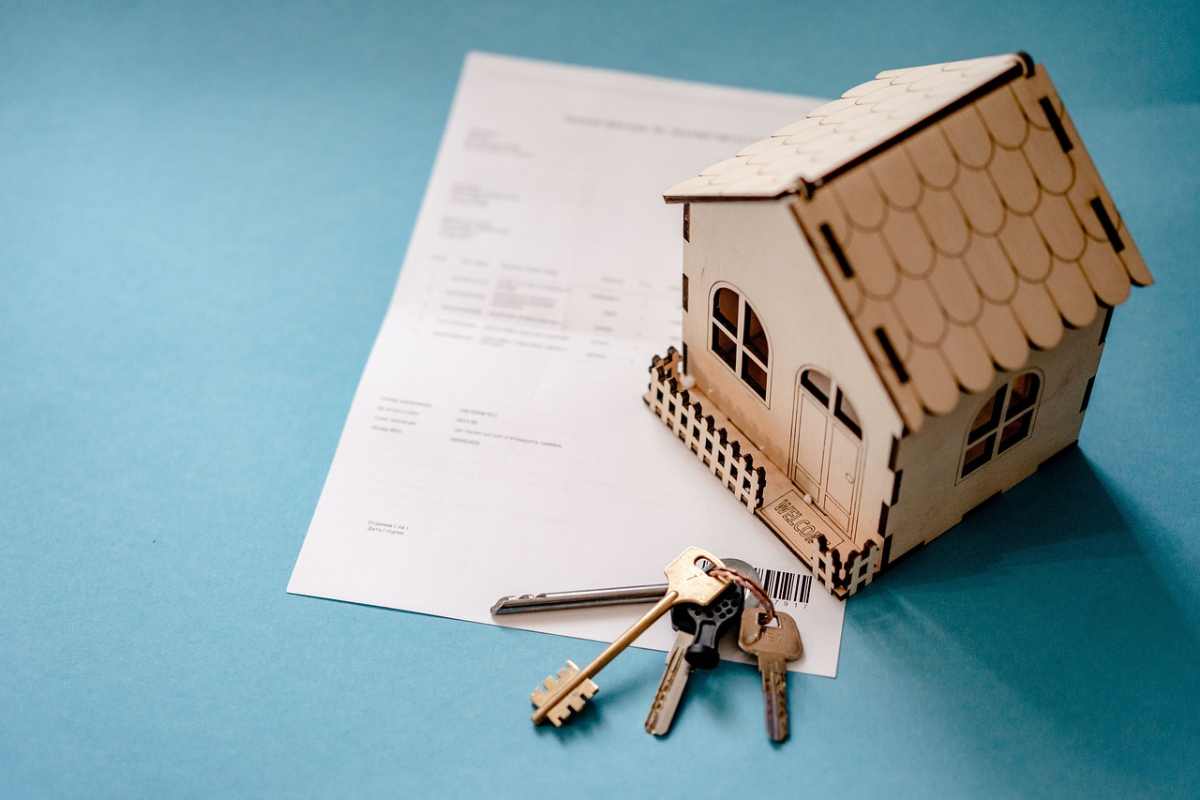 Chi copre i debiti condominiali di un proprietario di immobile deceduto: scopriamolo insieme