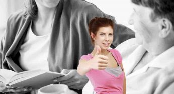 Badante quasi gratis con la doppia deduzione dei contributi | Il trucco che aiuta le famiglie