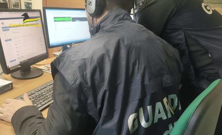 Banconote - Guardia di finanza