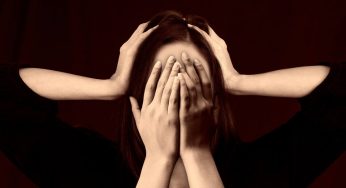 Mal di testa da sinusite: come prevenirlo e curarlo per star bene, bastano pochi accorgimenti