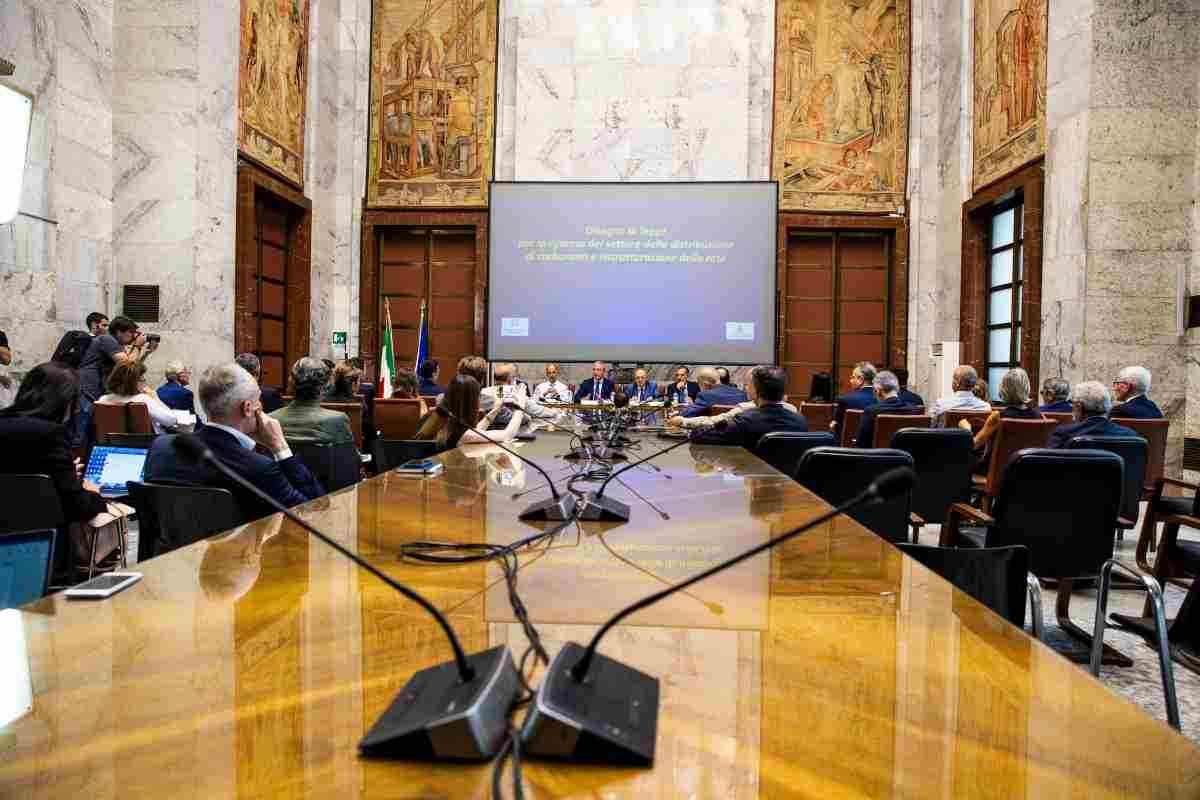 Concorso Mimit, centinaia di assunzioni previste