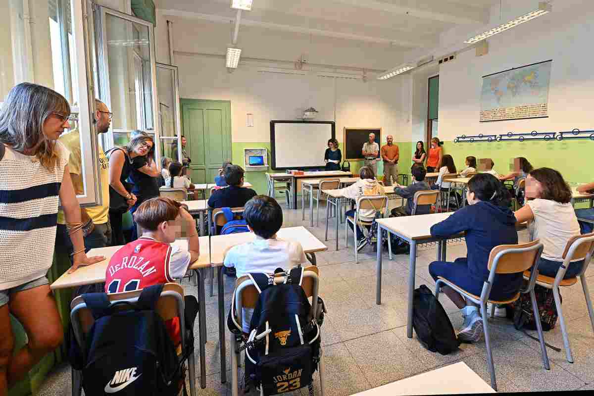 Concorso docenti straordinario: 30.216 posti, previste 2 prove per superarlo | Le ultime novità