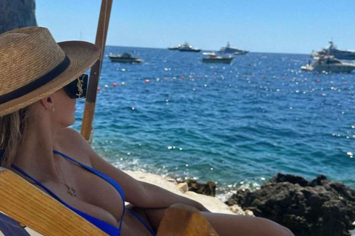 Le parole di questa modella fanno discutere: "Col mio corpo salvo vite"