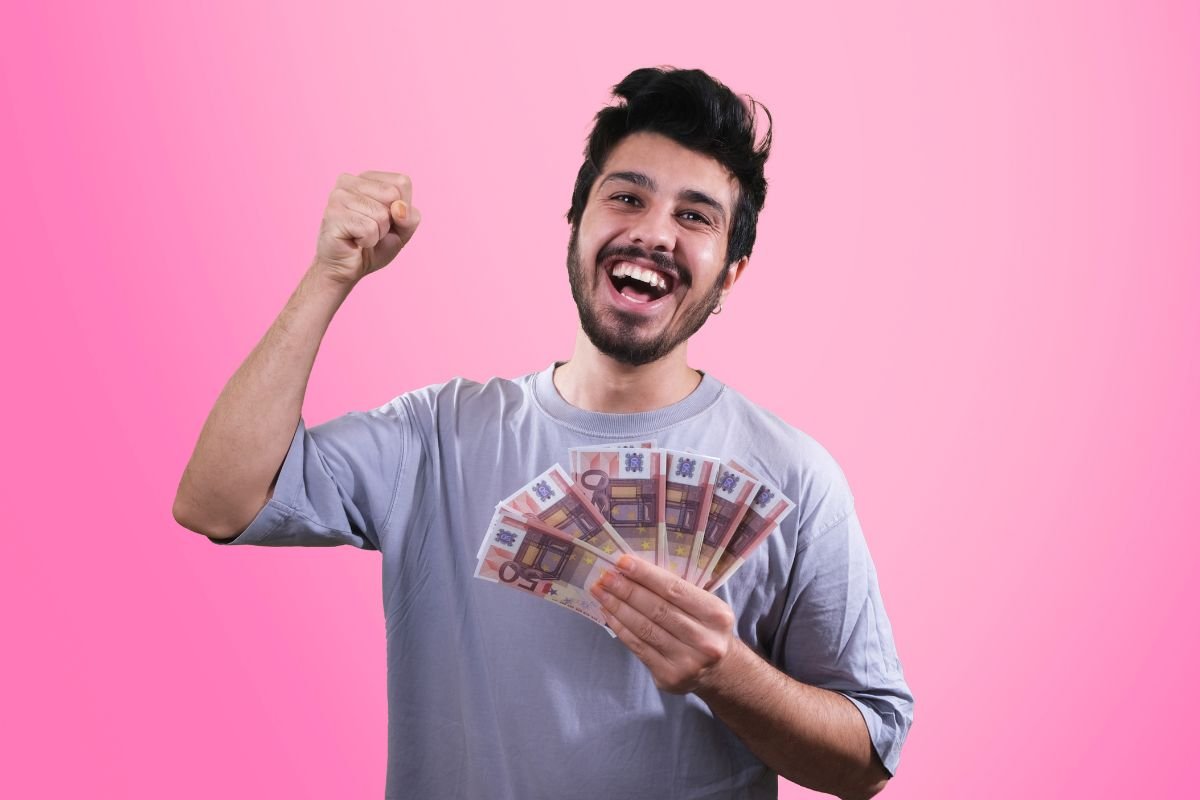 Persona che esulta
