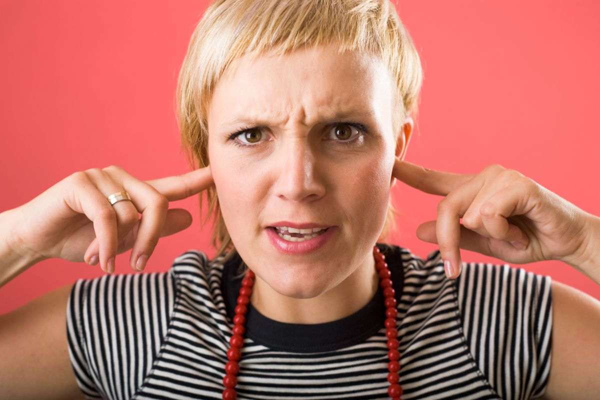 persona che non vuole sentire