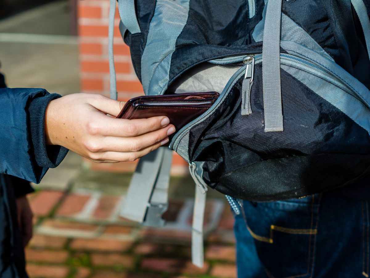 Furto di portafoglio